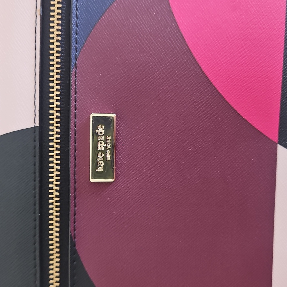 Kate Spade Multicolor Wristlet Clutch - EUC - Picture 3 of 11